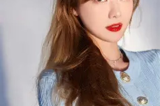 陪玩陪睡算啥？继人体盛宴、舔手指后艺人再曝阴暗面 秦岚被牵