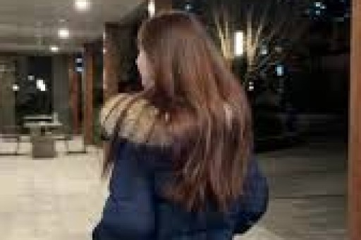 狗仔蹲守实锤：内娱某女星现身日本风月场所人设彻底崩成渣