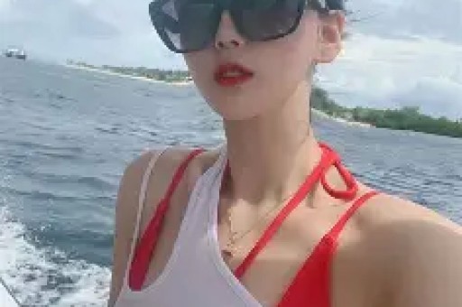 伊能静带假货翻车赚百万遭央视曝光关评装死秦昊也救不了