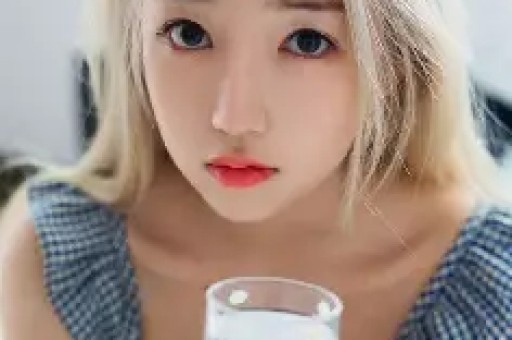 吃相太丑！卖假狂赚百万伊能静遭央视曝光 秦昊也救不了她